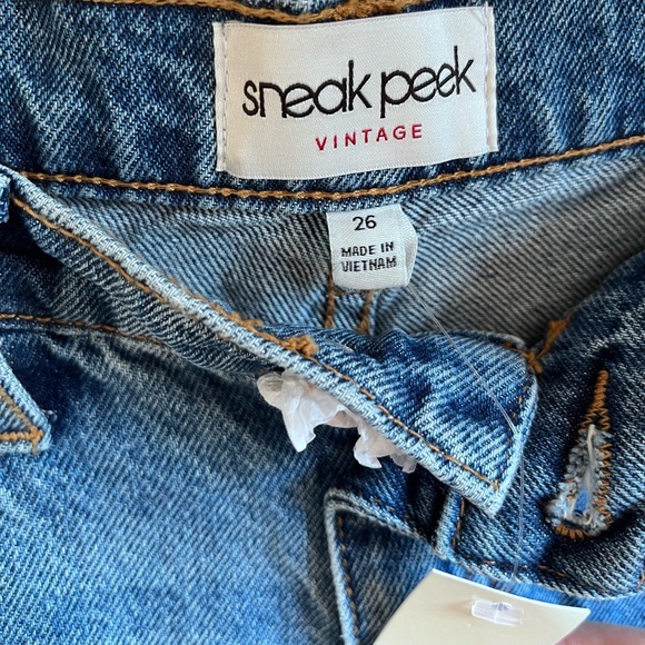 Sneak peek Francesca’s jeans - Picture 2 of 5